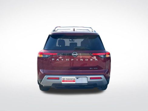 Used 2023 Nissan Pathfinder SL image 4