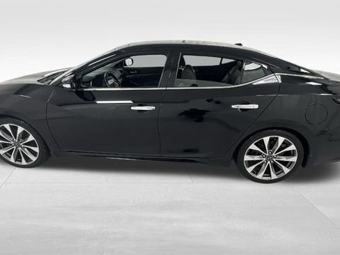 Used 2023 Nissan Maxima Platinum w/ Sport Mat Group image 6