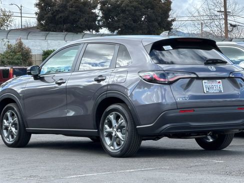 Certified 2026 Honda HR-V LX image 5