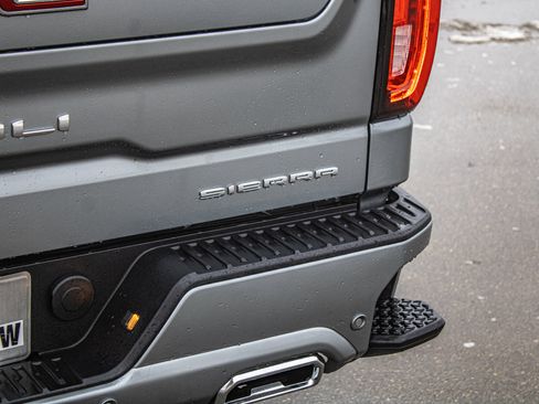 Used 2026 GMC Sierra 1500 Denali image 9