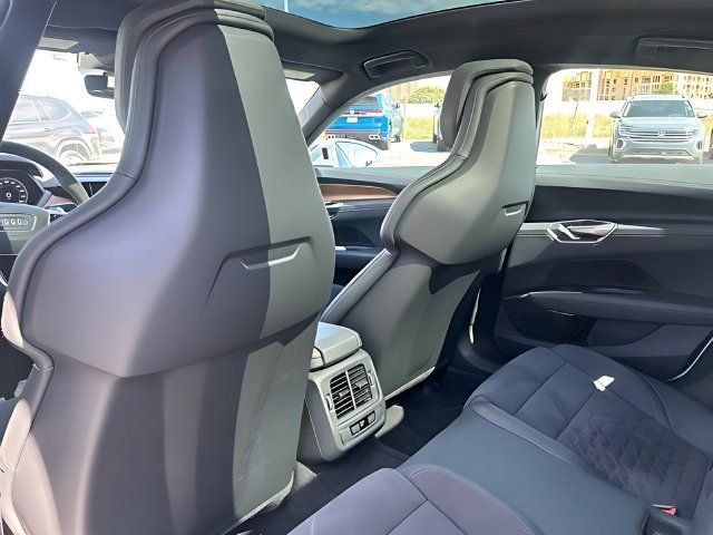 Used 2023 Audi e-tron GT Premium Plus AWD/4WD image 16