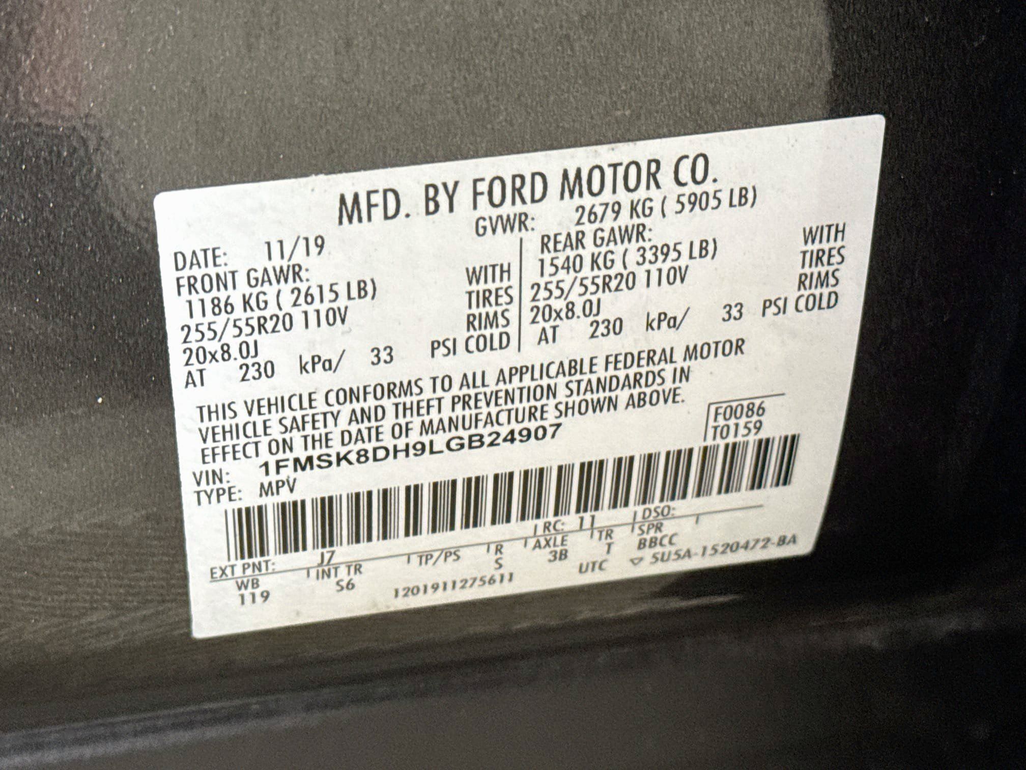 Used 2020 Ford Explorer XLT w/ Equipment Group 202A AWD/4WD image 30