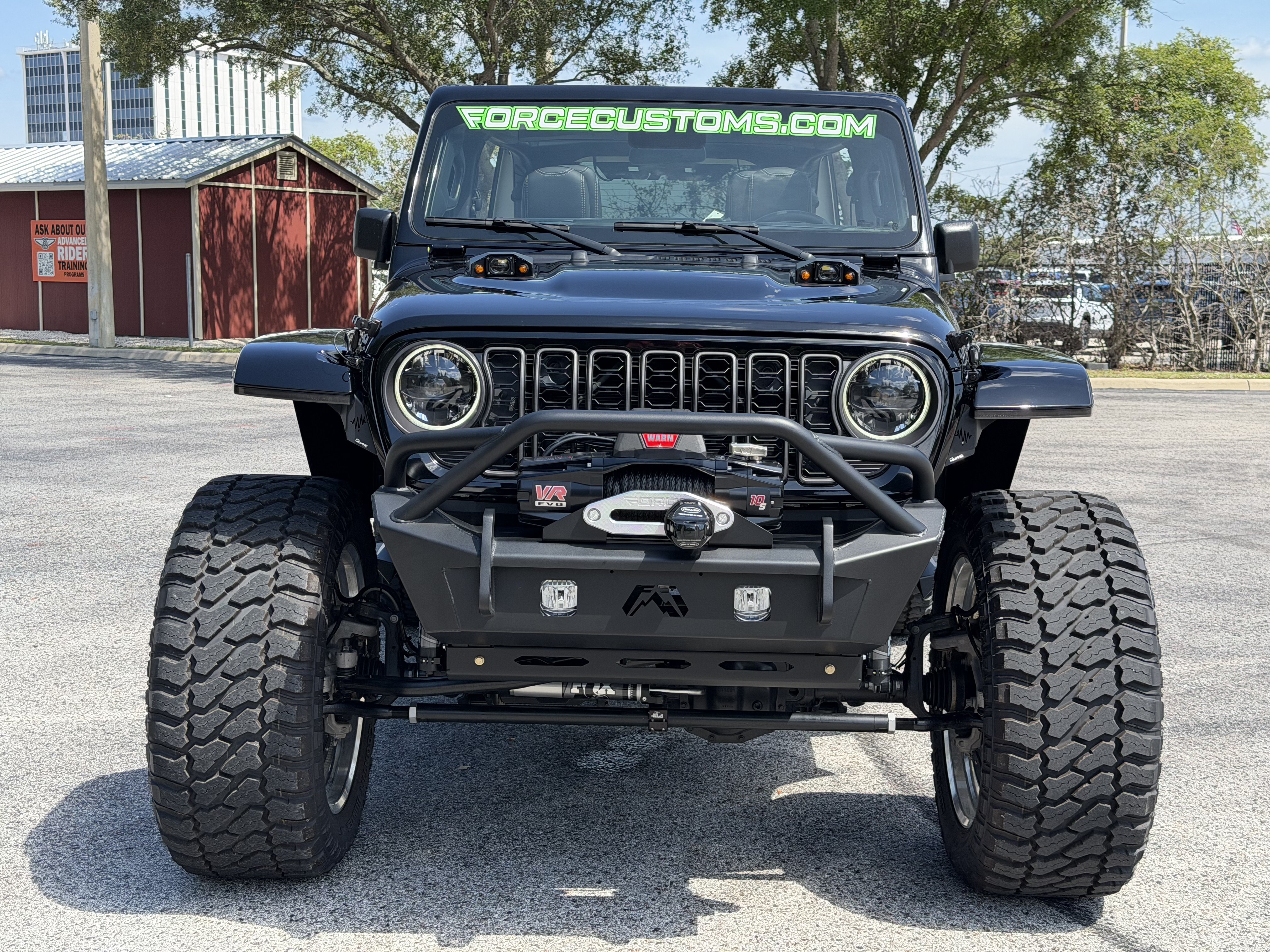 Used 2024 Jeep Wrangler Unlimited Rubicon AWD/4WD image 17