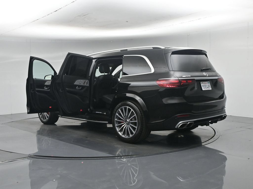 Used 2025 Mercedes-Benz GLS 63 AMG 4MATIC image 30