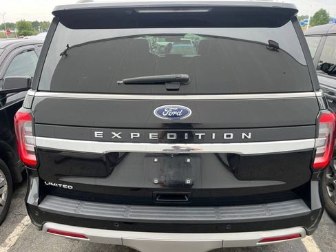 Certified 2024 Ford Expedition Limited AWD/4WD image 3