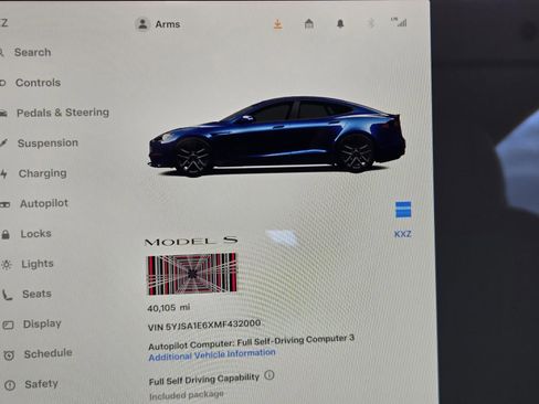 Used 2021 Tesla Model S Plaid image 12
