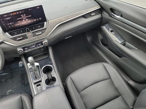 Certified 2024 Nissan Altima 2.5 SL FWD image 20