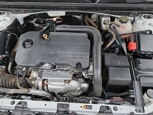 Used 2020 Chevrolet Malibu LS w/ Driver Confidence Package II image 13