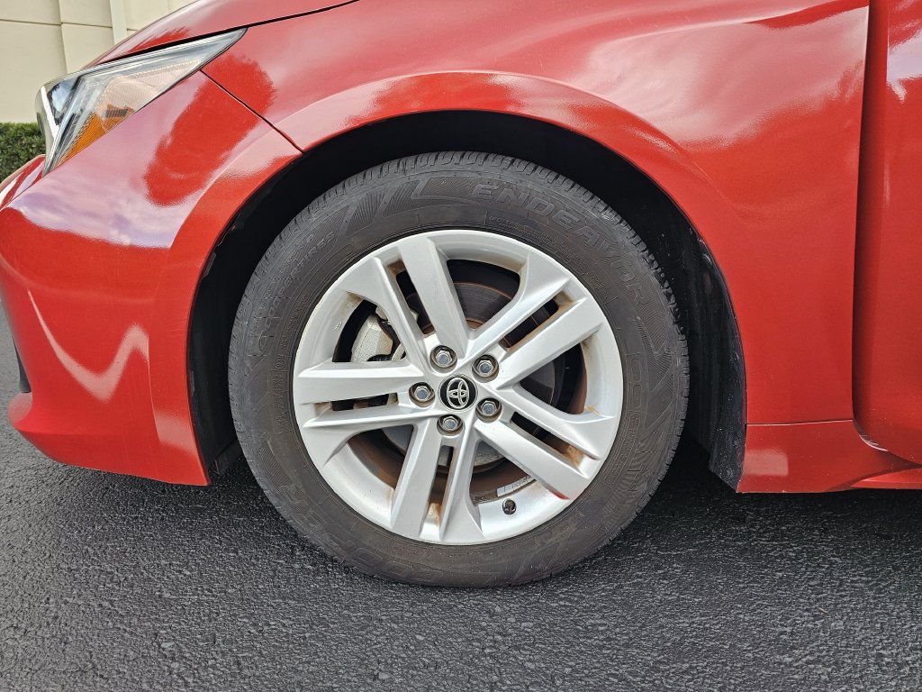 Used 2019 Toyota Corolla SE FWD image 28