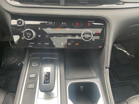 Used 2025 INFINITI QX60 Luxe w/ Black Edition image 30