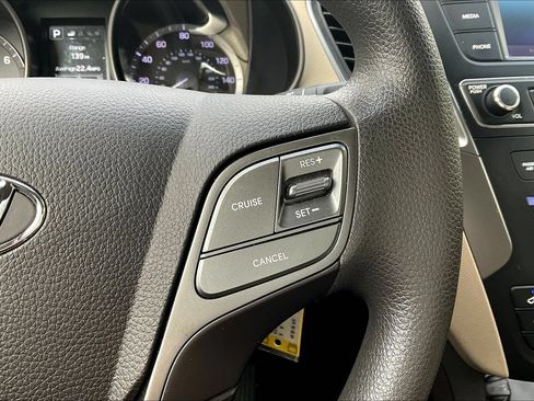 Used 2018 Hyundai Santa Fe Sport FWD image 12