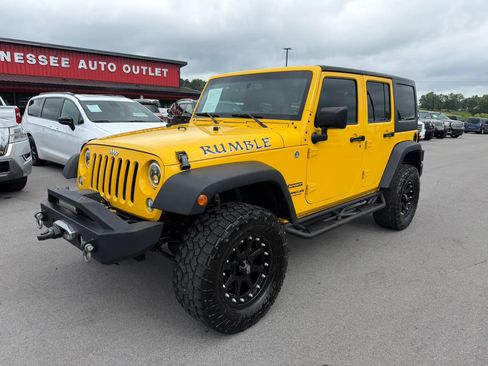 Used 2015 Jeep Wrangler Unlimited Sport w/ Quick Order Package 24S AWD/4WD image 2
