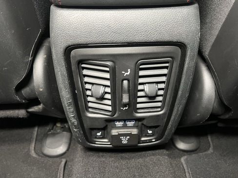 Used 2024 Dodge Durango R/T image 24