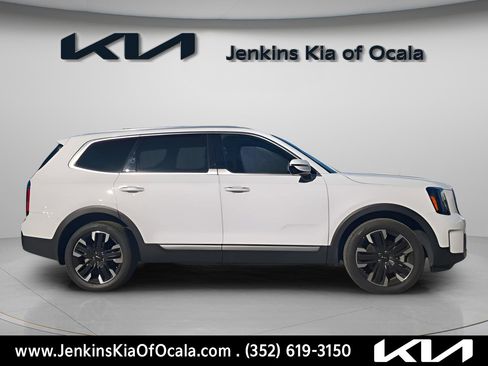 Used 2024 Kia Telluride SX image 3