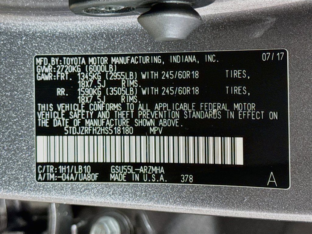 Used 2017 Toyota Highlander XLE w/ Carpet Mat Package AWD/4WD image 15