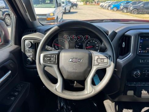 Used 2022 Chevrolet Silverado 1500 Custom Trail Boss w/ Safety Confidence Package AWD/4WD image 18