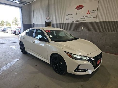 Certified 2022 Nissan Sentra SR w/ Electronics Package image 1