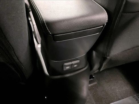 New 2025 Nissan Kicks Play S FWD image 42
