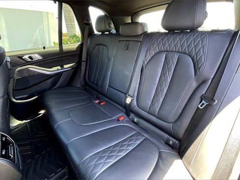 Certified 2021 BMW X5 xDrive40i w/ M Sport Package image 24