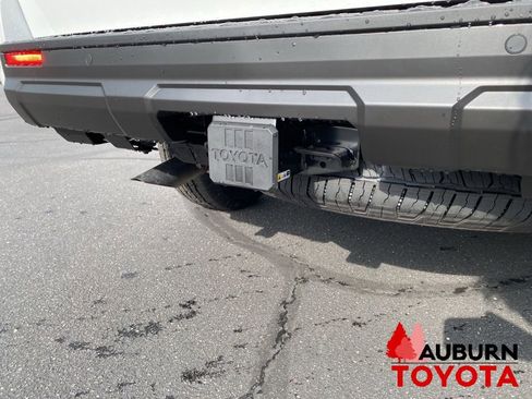 New 2026 Toyota 4Runner TRD Off-Road Premium AWD/4WD image 11