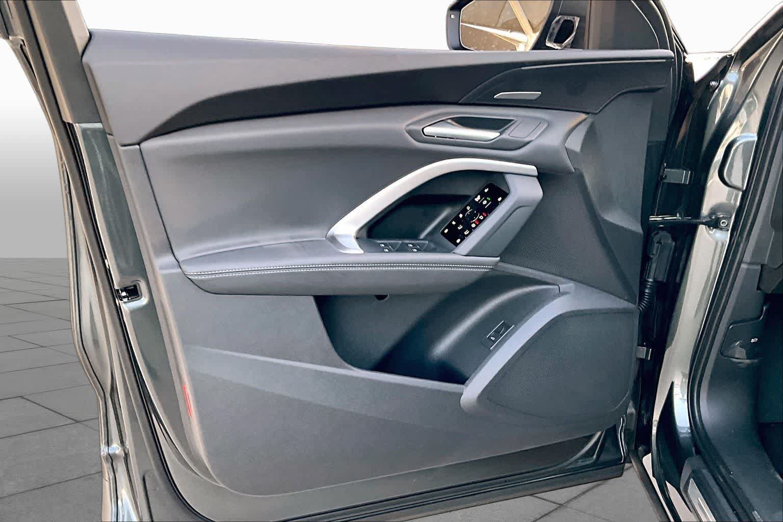 New 2026 Audi Q5 Premium Plus AWD/4WD image 10