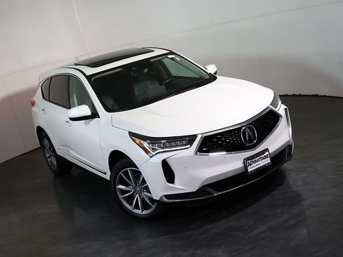 Used 2023 Acura RDX AWD w/ Technology Package image 7