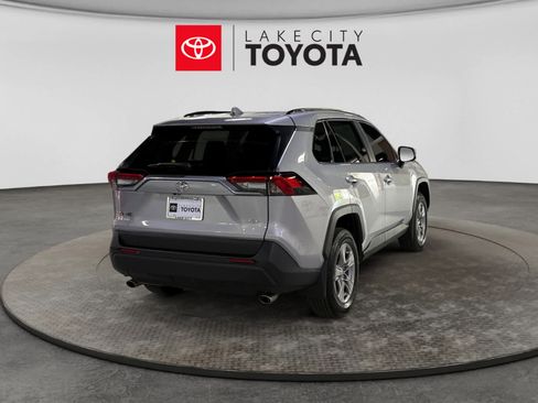 Used 2025 Toyota RAV4 XLE FWD image 9