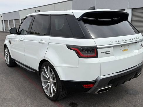 Used 2018 Land Rover Range Rover Sport HSE AWD/4WD image 3