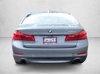 Used 2019 BMW 530e xDrive AWD/4WD video 3