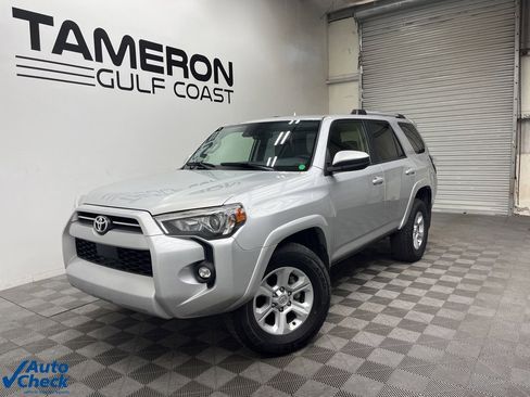Used 2024 Toyota 4Runner SR5 image 2