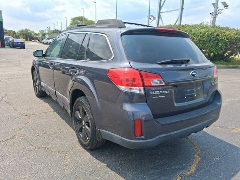Used 2011 Subaru Outback 2.5i Premium AWD/4WD image 7