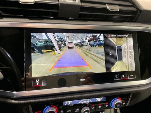 Certified 2023 Audi Q3 2.0T Premium Plus w/ Premium Plus Package image 21