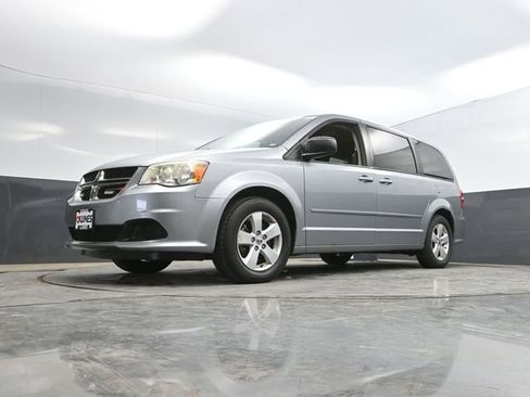 Used 2013 Dodge Grand Caravan SE FWD image 38