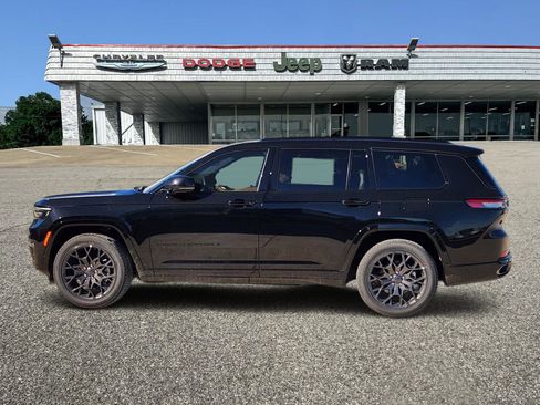 New 2025 Jeep Grand Cherokee L Summit image 3