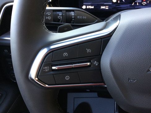 New 2026 Chevrolet Suburban Premier image 16