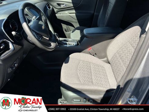 Certified 2024 Chevrolet Equinox LT FWD image 17