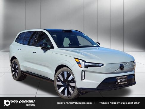 Used 2025 Volvo EX90 Ultra image 1