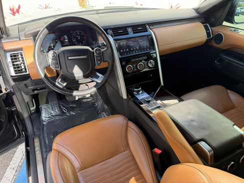 Used 2018 Land Rover Discovery HSE Luxury image 27