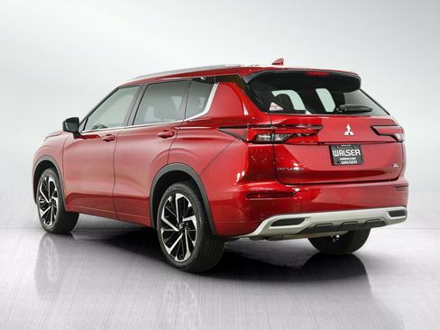 Used 2022 Mitsubishi Outlander SEL AWD/4WD image 3