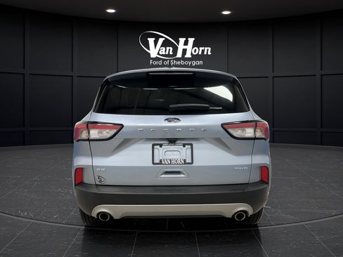 Used 2022 Ford Escape SE w/ Cold Weather Package AWD/4WD image 6