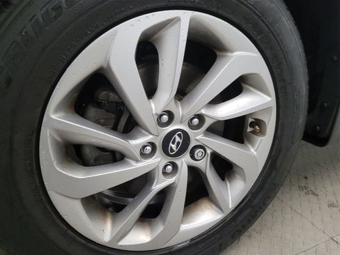 Used 2017 Hyundai Tucson SE image 31