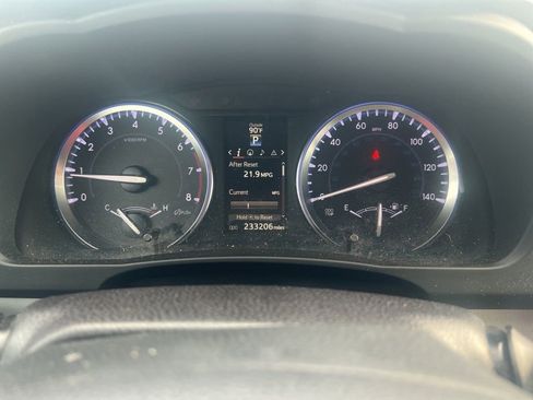 Used 2015 Toyota Highlander XLE FWD image 13