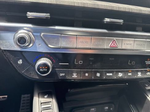 Used 2024 Kia Telluride SX Prestige image 33