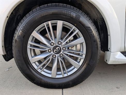 Used 2024 INFINITI QX80 Luxe image 31