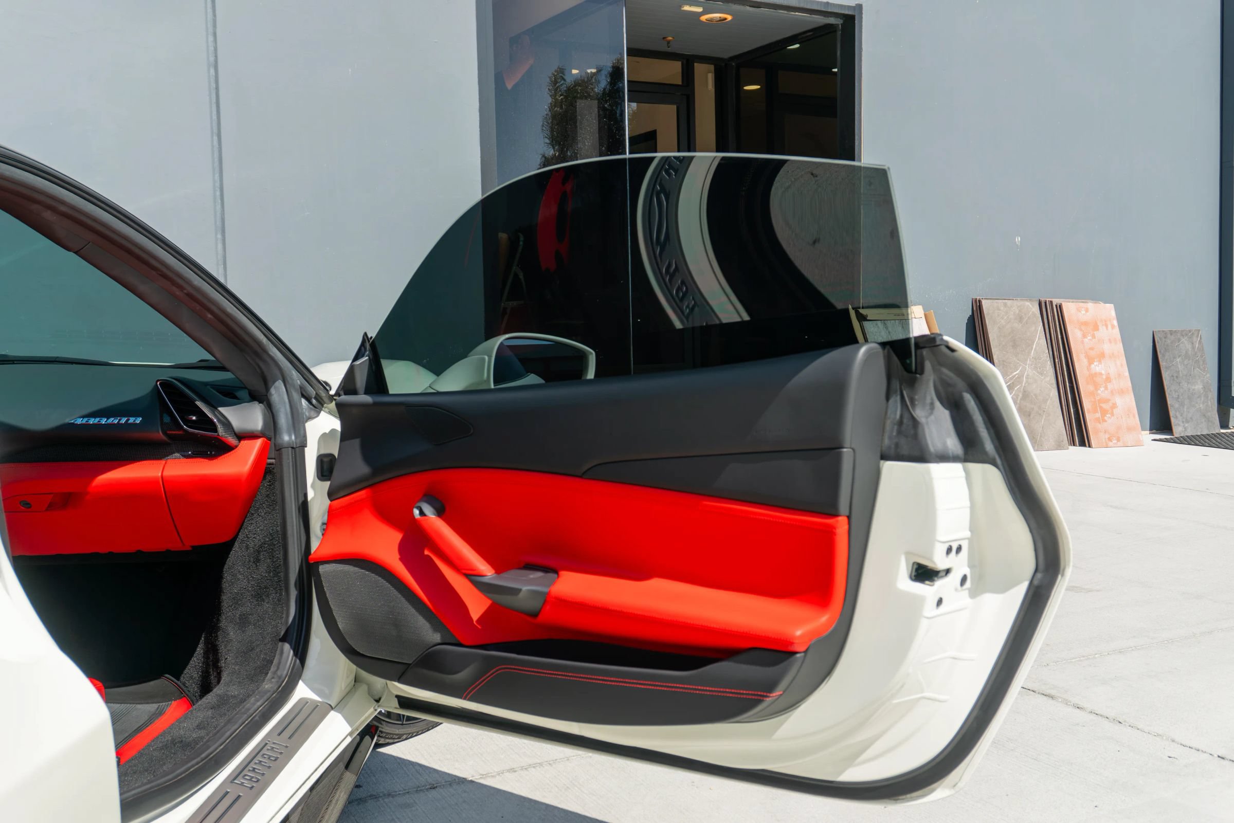 Used 2018 Ferrari 488 GTB RWD image 63