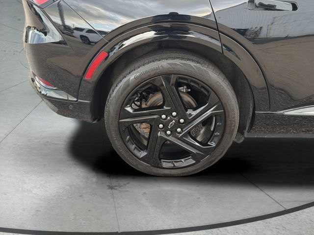 Certified 2024 Chevrolet Equinox EV RS FWD image 32