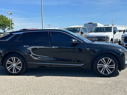 Used 2025 Cadillac Lyriq Luxury