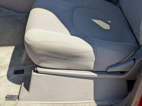 Used 2016 Nissan Frontier SV w/ SV Value Truck Package image 12