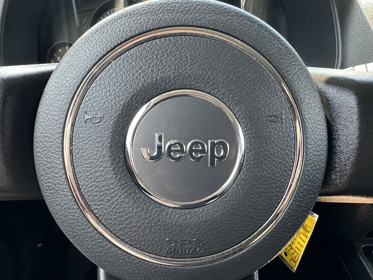 Used 2017 Jeep Patriot Latitude AWD/4WD image 48