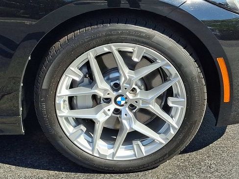 Used 2025 BMW 330i xDrive Sedan AWD/4WD image 8